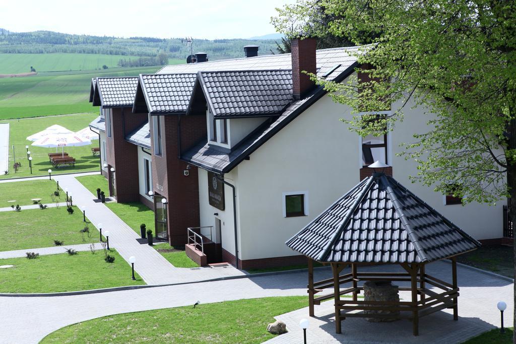 Biala Akacja Resort & Business Prudnik Extérieur photo